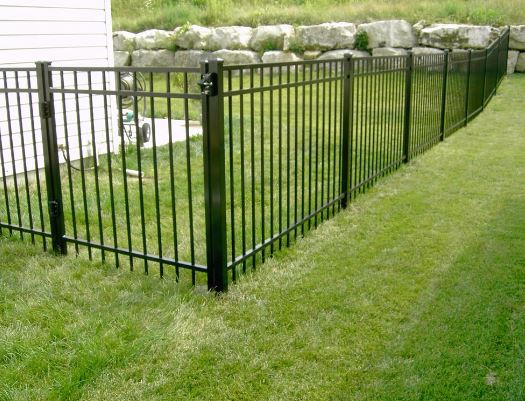 completed aluminum fencing installation job around detroit property